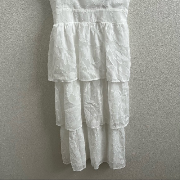 NWT Lulus Grace and Beauty White Burnout Floral Print Tiered Dress LG - Picture 8 of 13